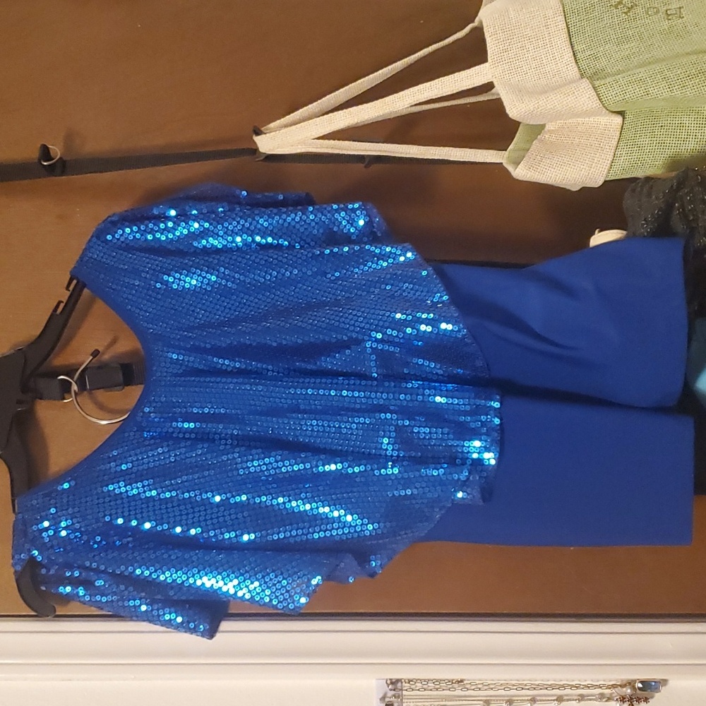 Blouses - Picture 2 of 4